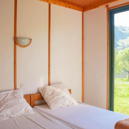 샬레 Les Chalets De Booz