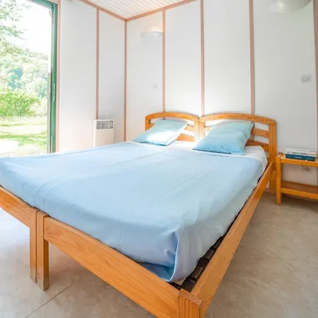 Les Chalets De Booz 샬레