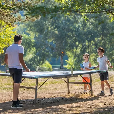 Les Chalets De Booz Saint-Germain-du-Teil