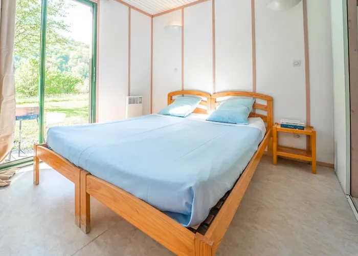 Les De Booz شاليه